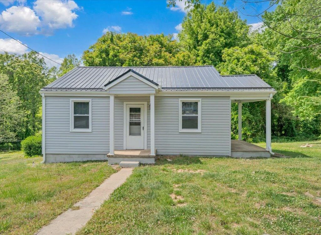 1142 Sylvan AVE - Photo 31