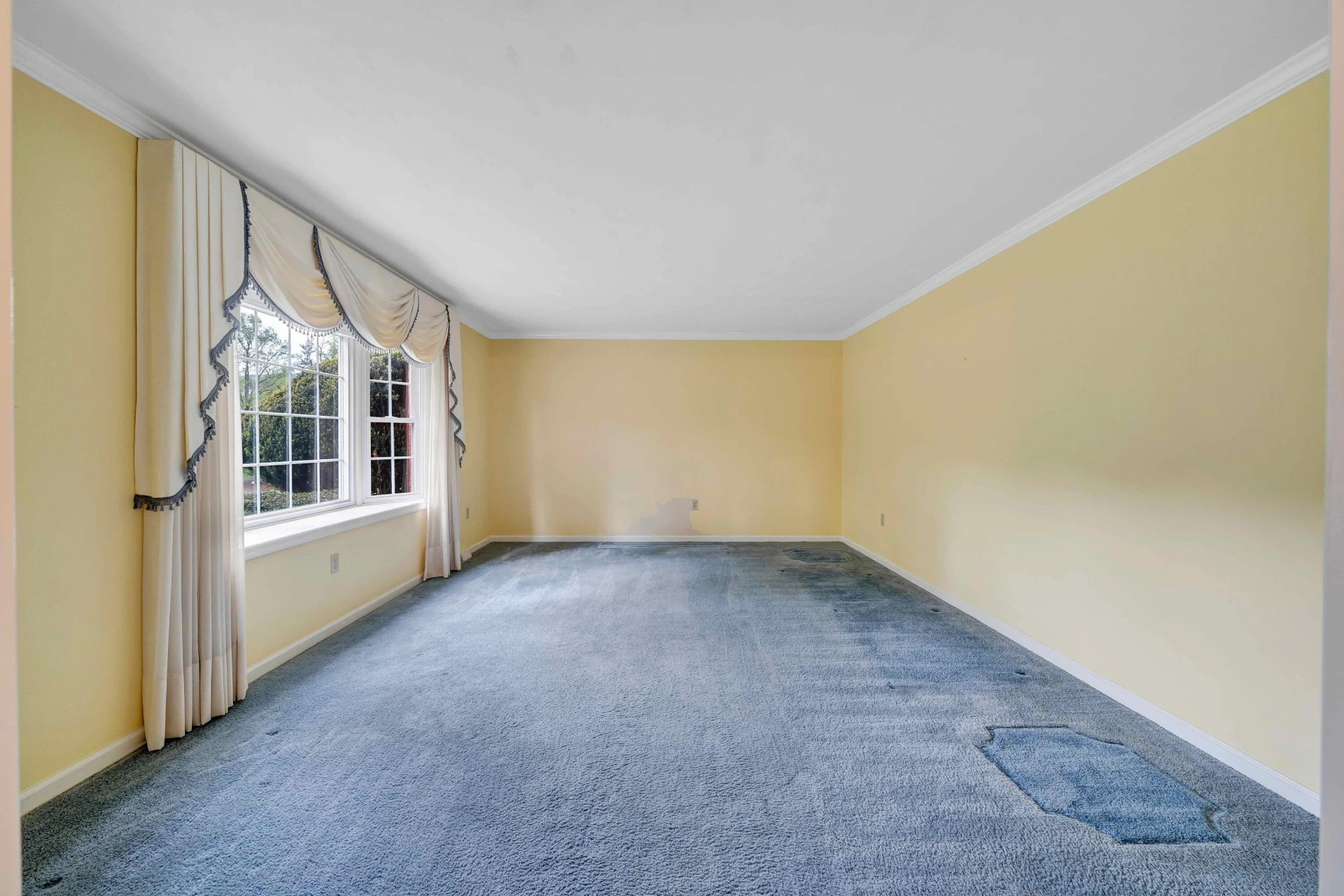 7173 Hollyberry RD - Photo 11