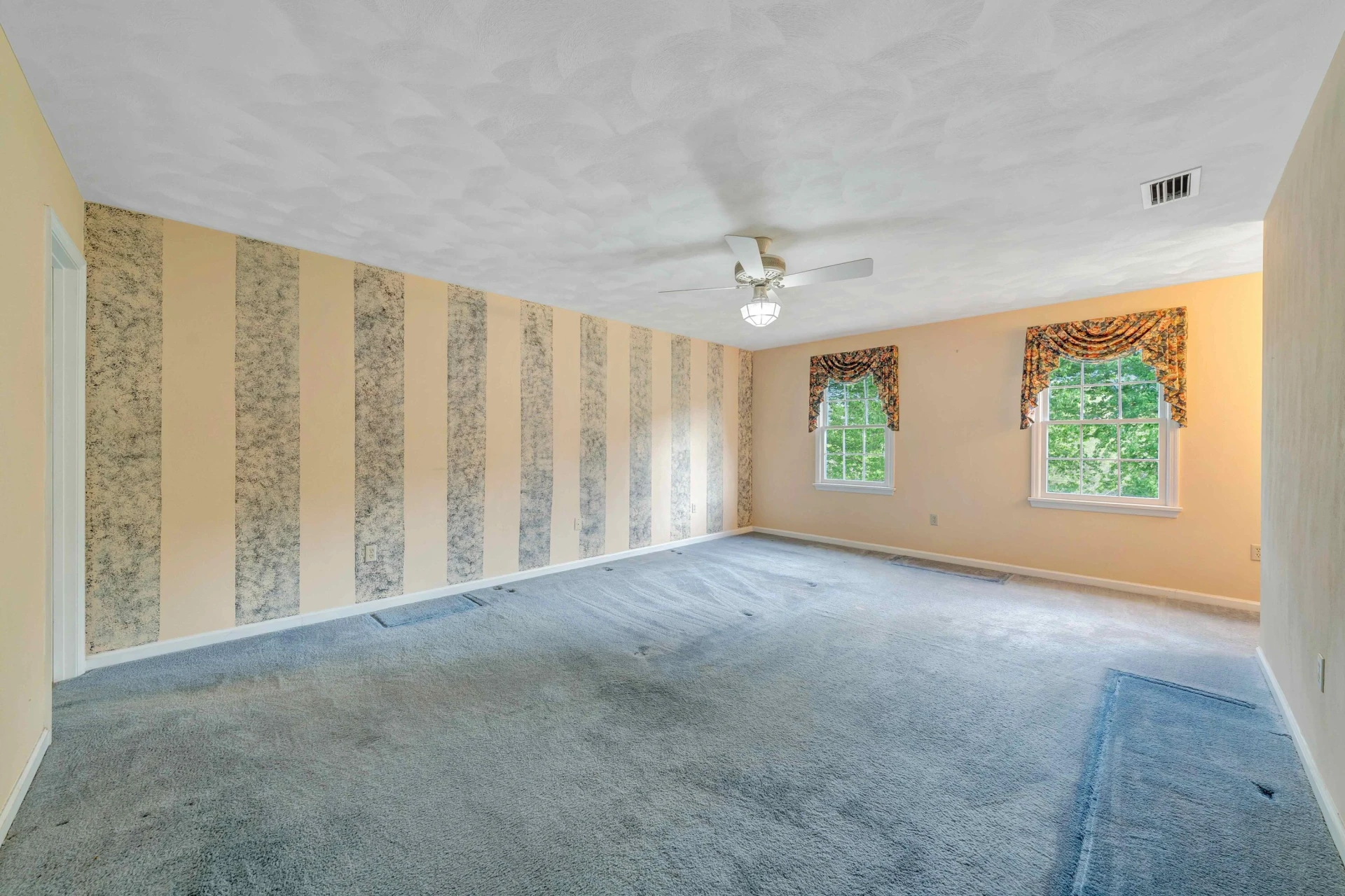 7173 Hollyberry RD - Photo 23