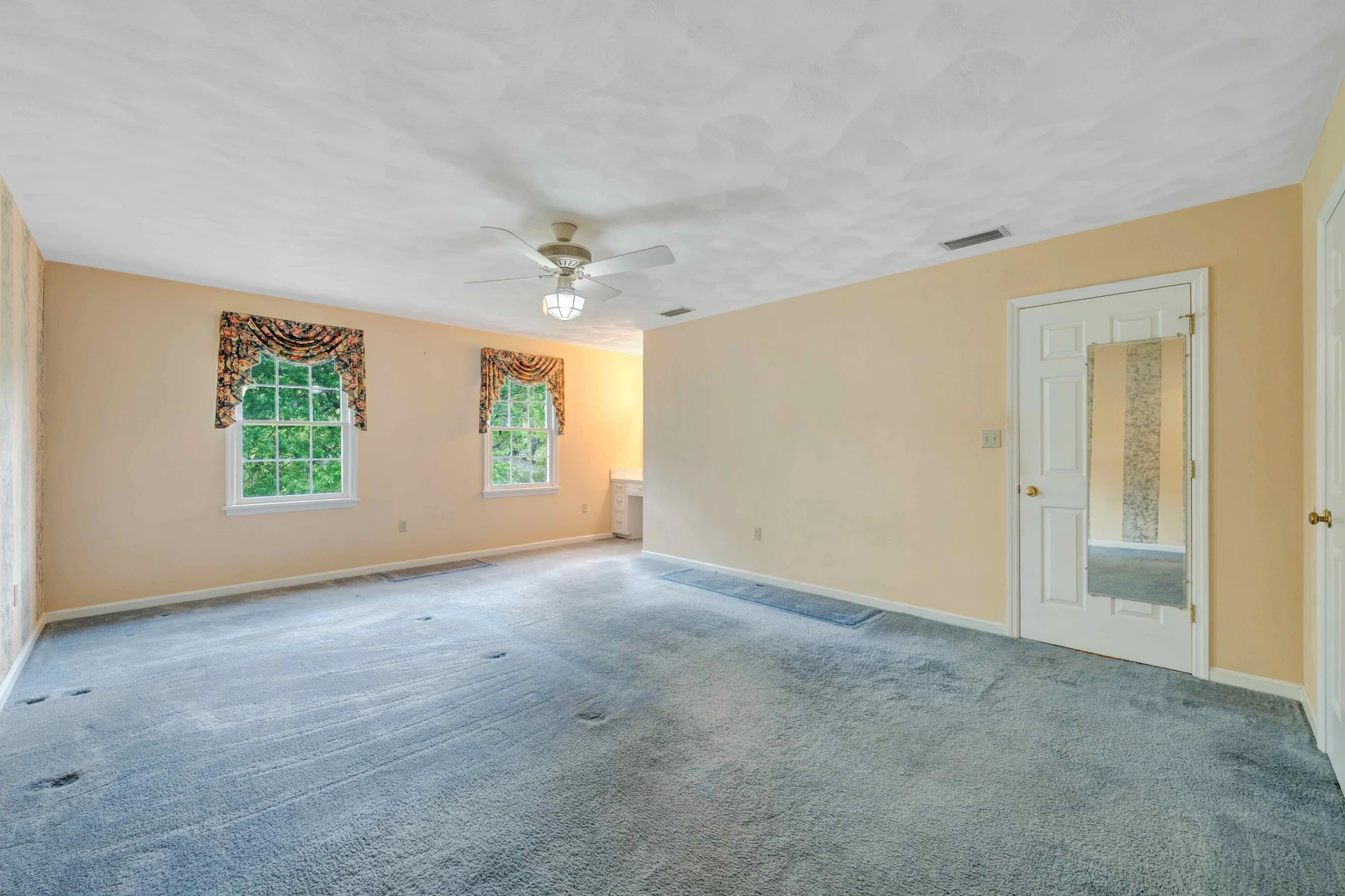 7173 Hollyberry RD - Photo 25