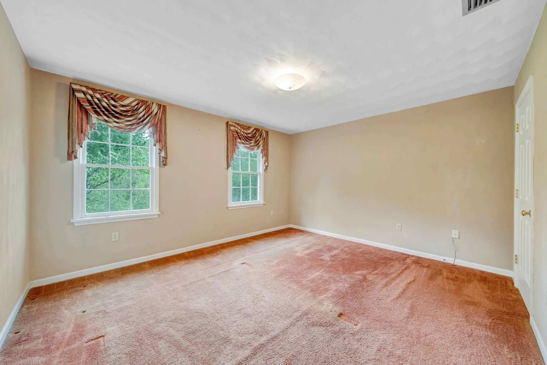 7173 Hollyberry RD - Photo 32