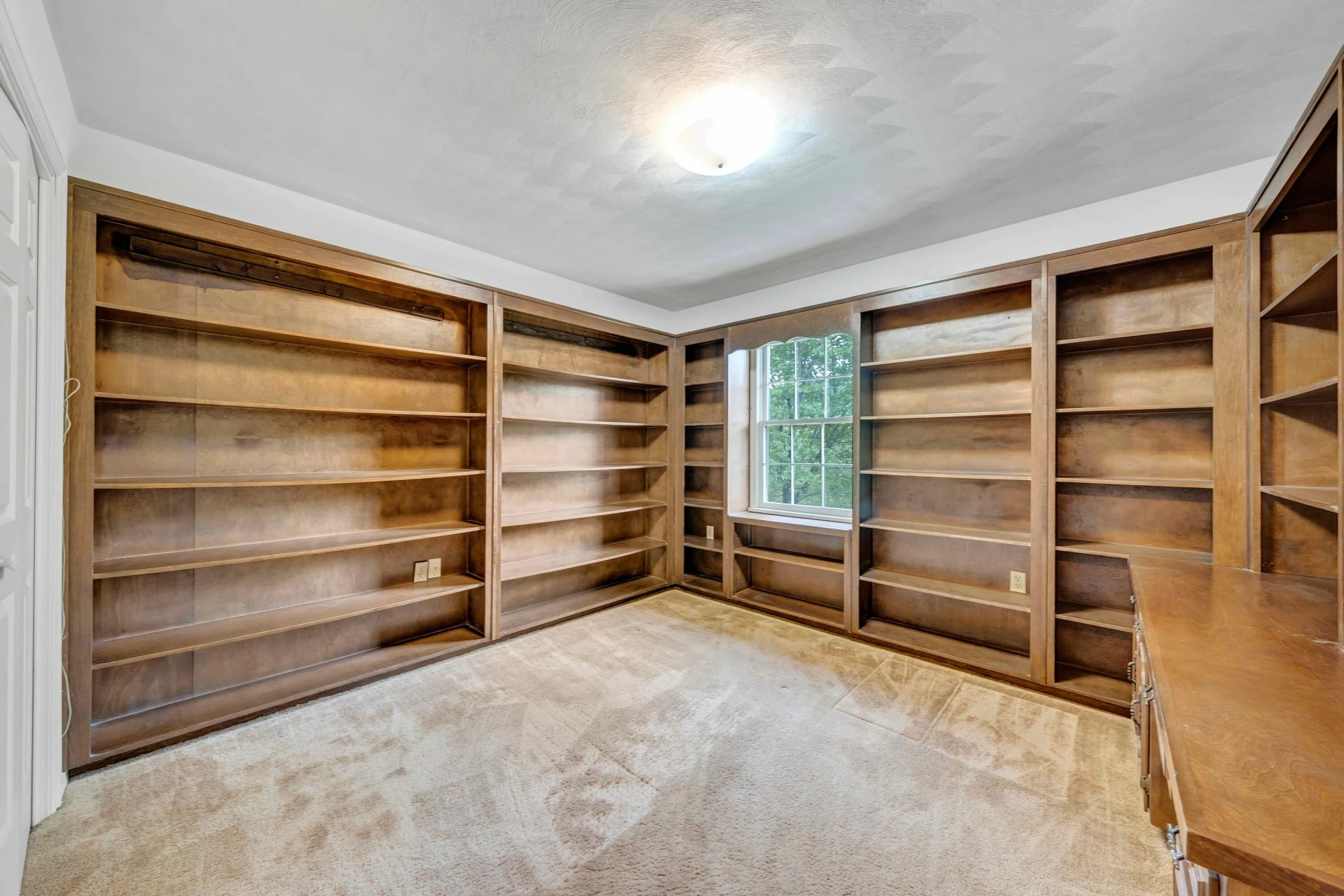 7173 Hollyberry RD - Photo 34