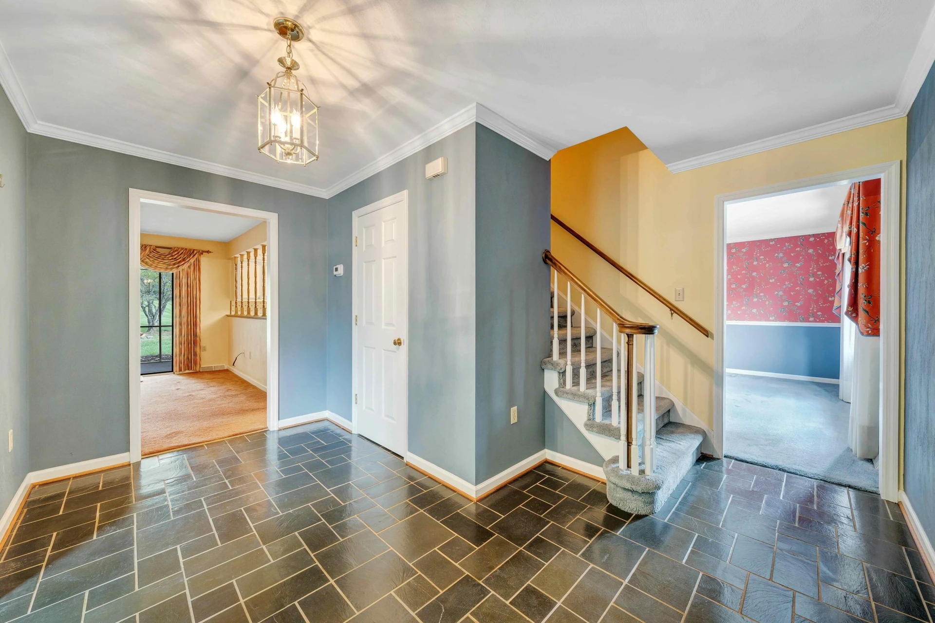 7173 Hollyberry RD - Photo 6