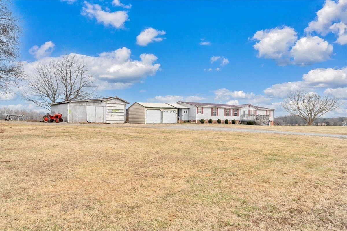 627&641 Novelty RD - Photo 52