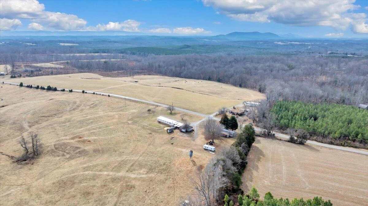 627&641 Novelty RD - Photo 58