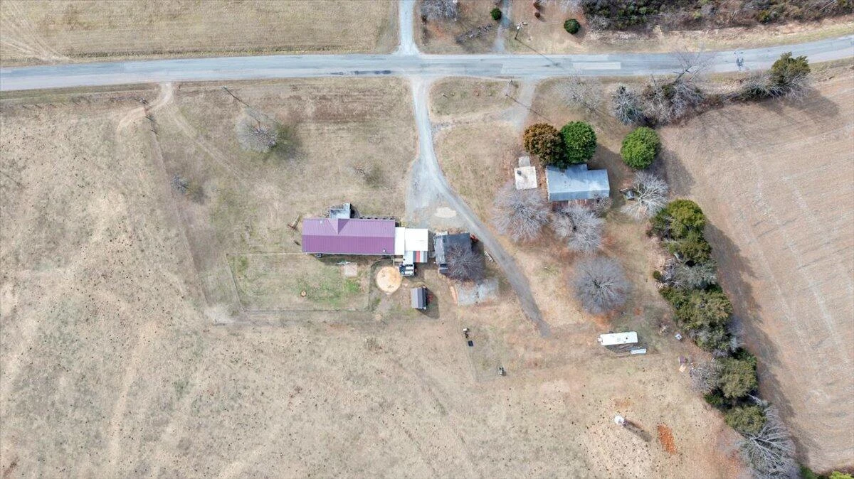 627&641 Novelty RD - Photo 59
