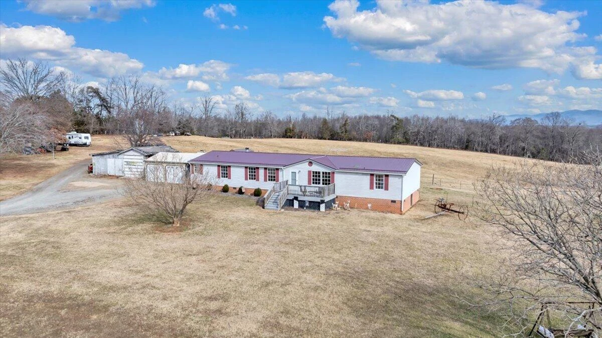 627&641 Novelty RD - Photo 63