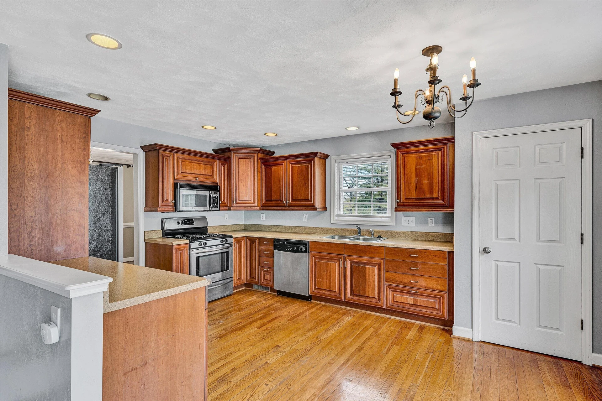 1270 Mill RD - Photo 10