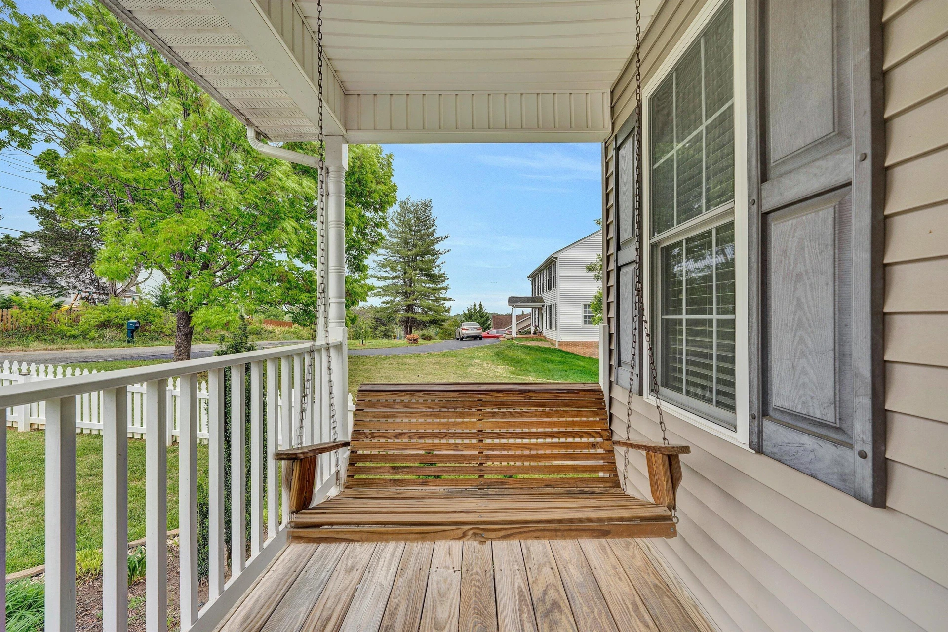 1270 Mill RD - Photo 2