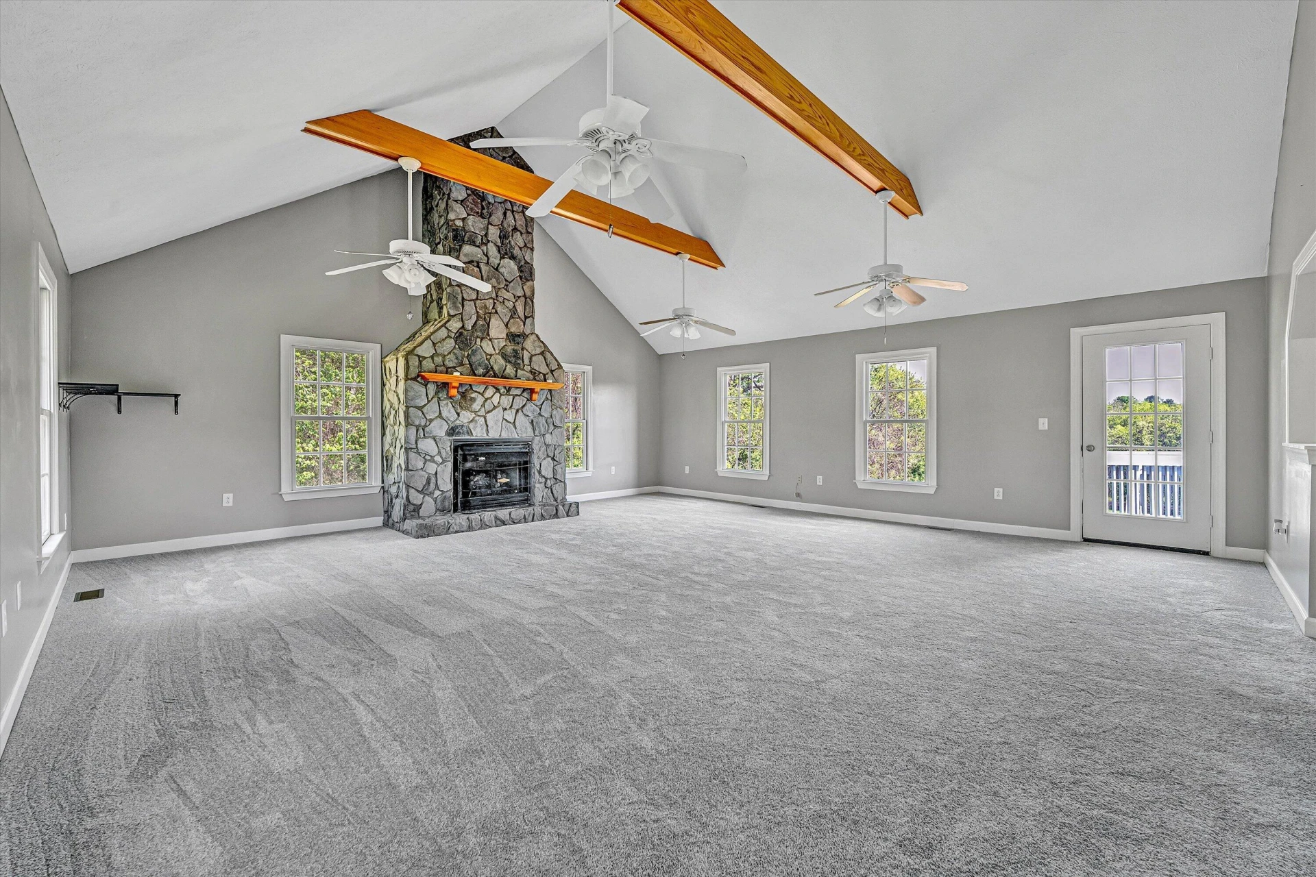 1429 JEFFERSON TER - Photo 13
