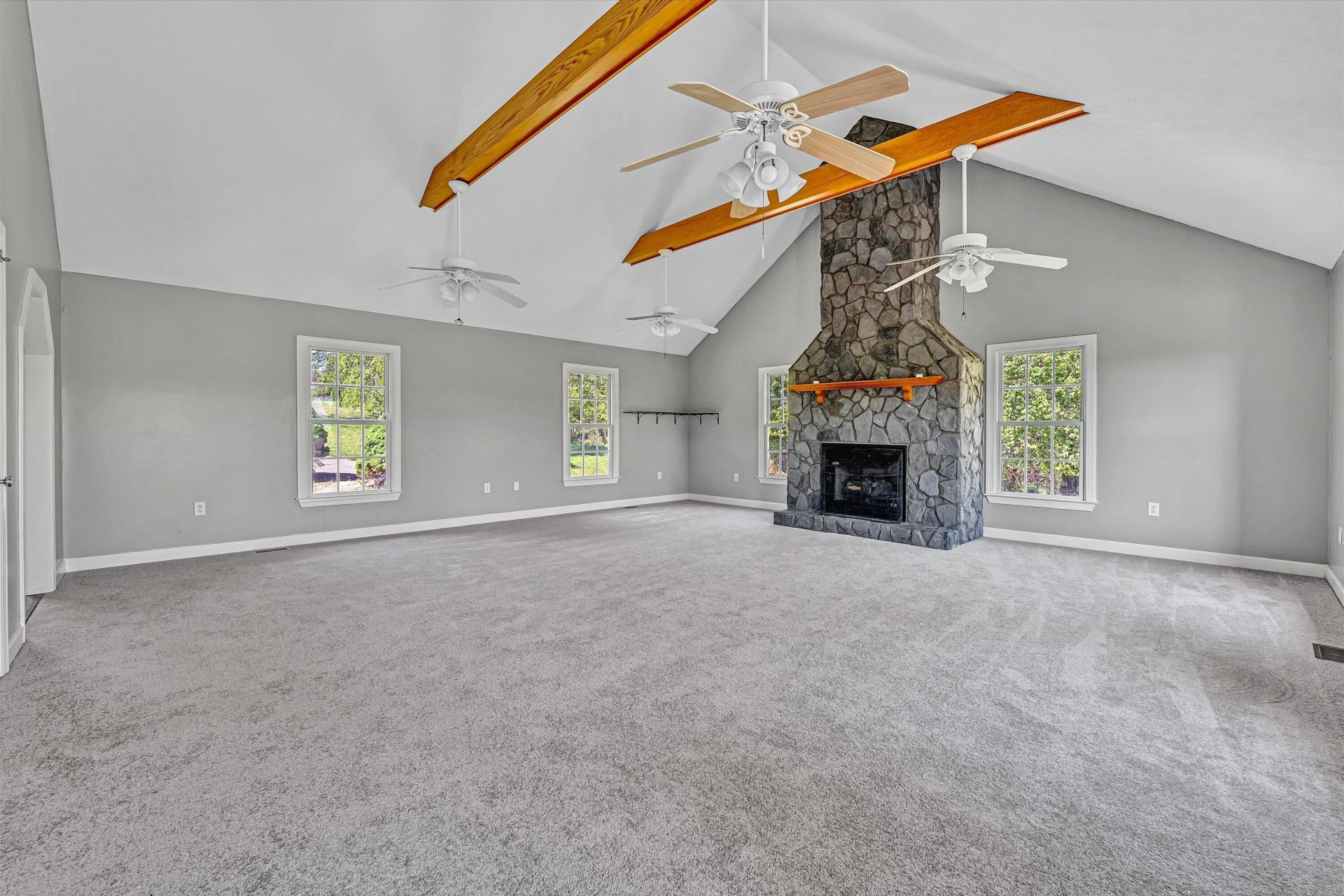 1429 JEFFERSON TER - Photo 16