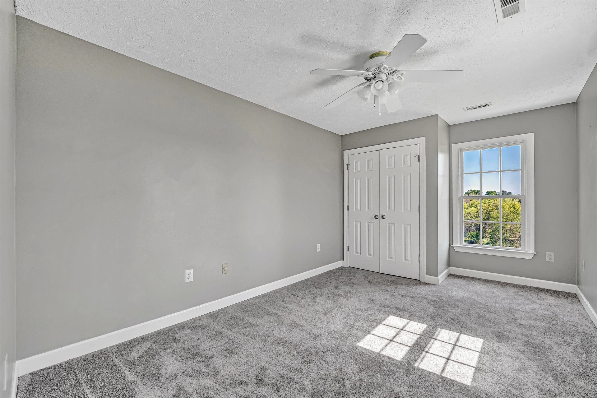 1429 JEFFERSON TER - Photo 27
