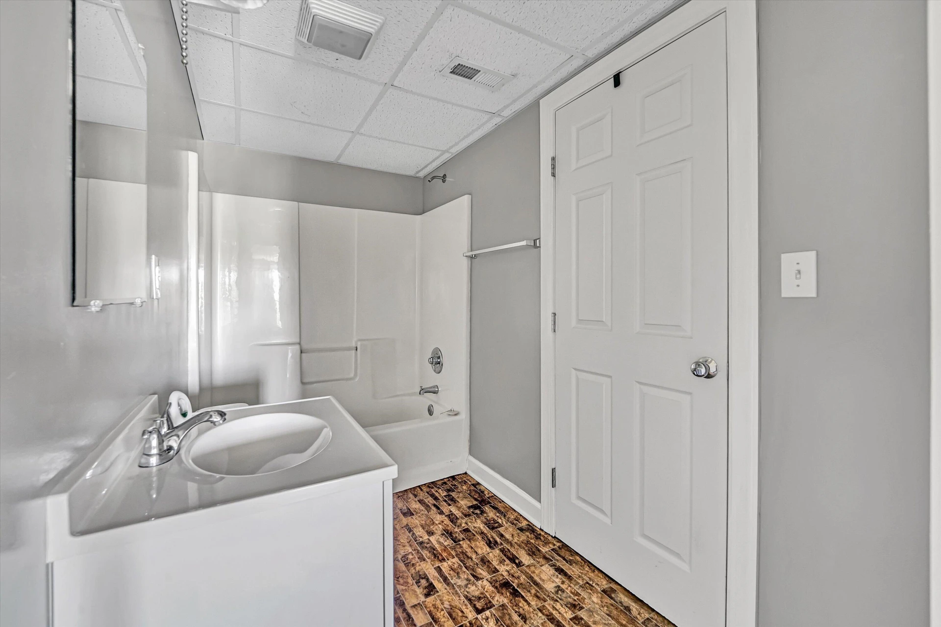1429 JEFFERSON TER - Photo 41