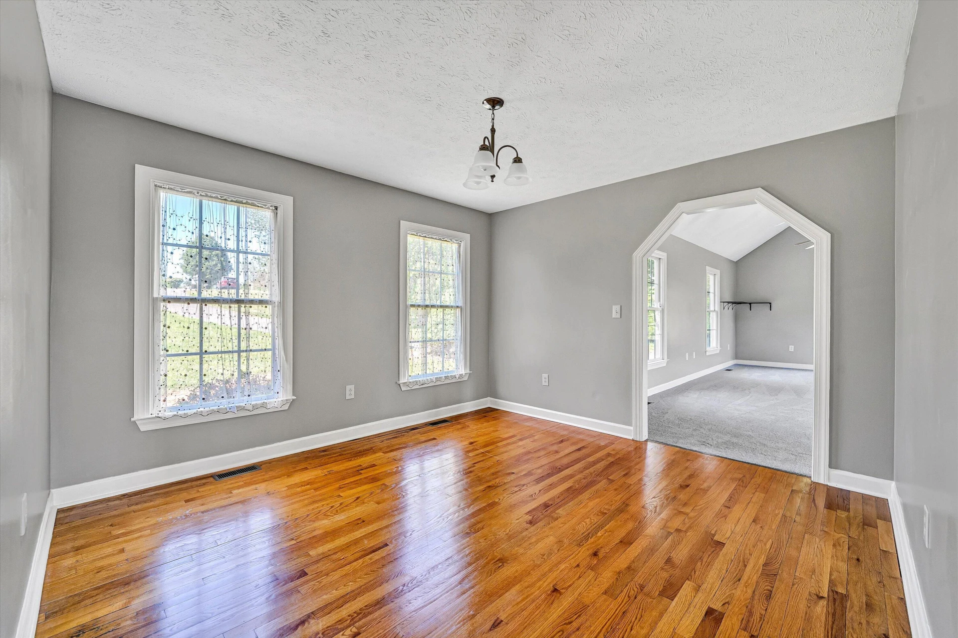 1429 JEFFERSON TER - Photo 11