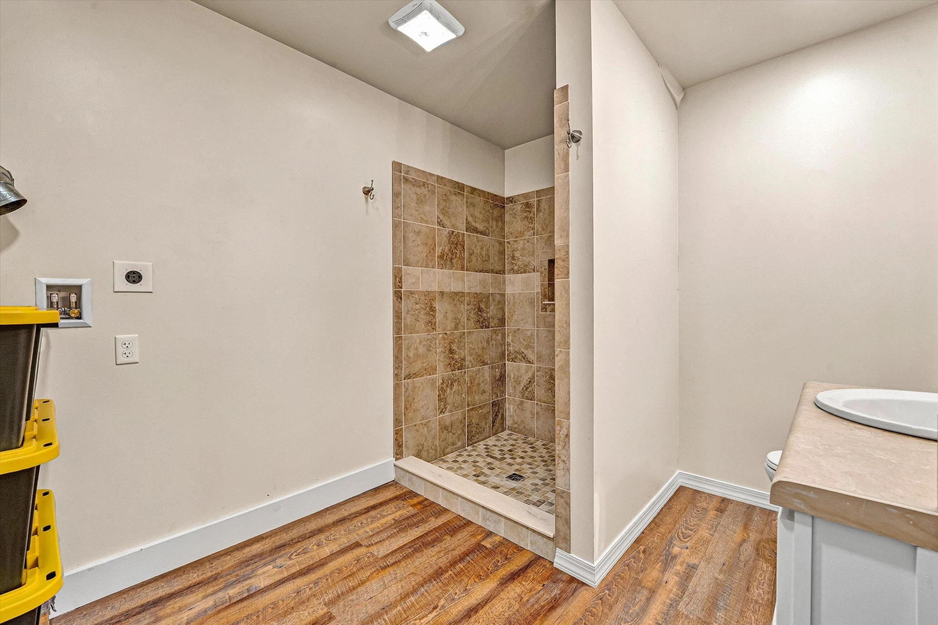 2866 Rucker RD - Photo 13