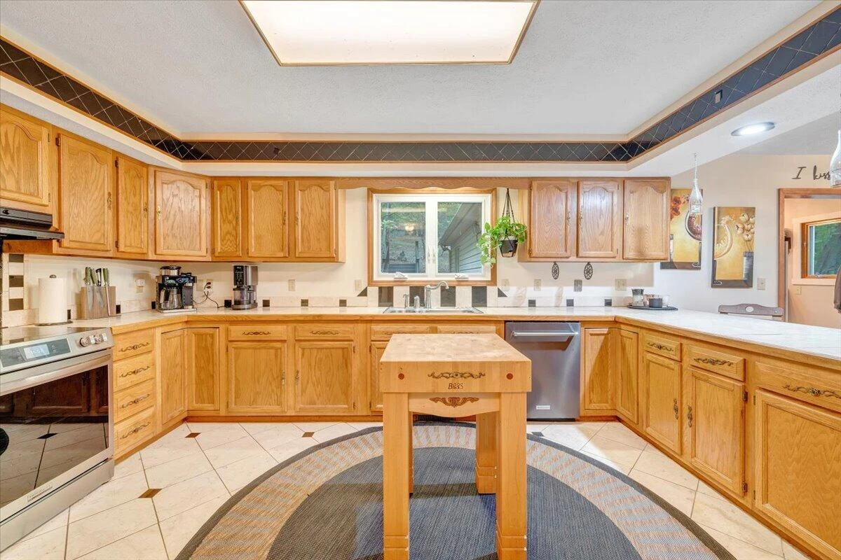 290 Silver Shadow RD - Photo 18