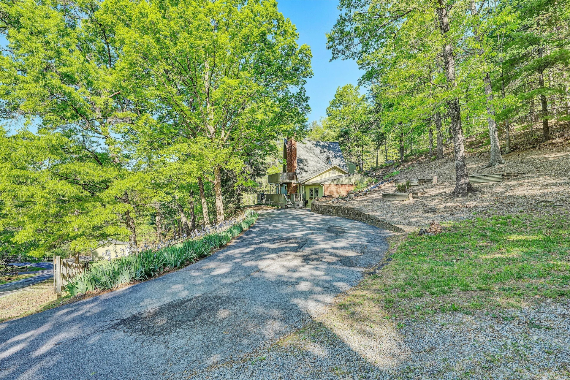 3760 Luther DR - Photo 45