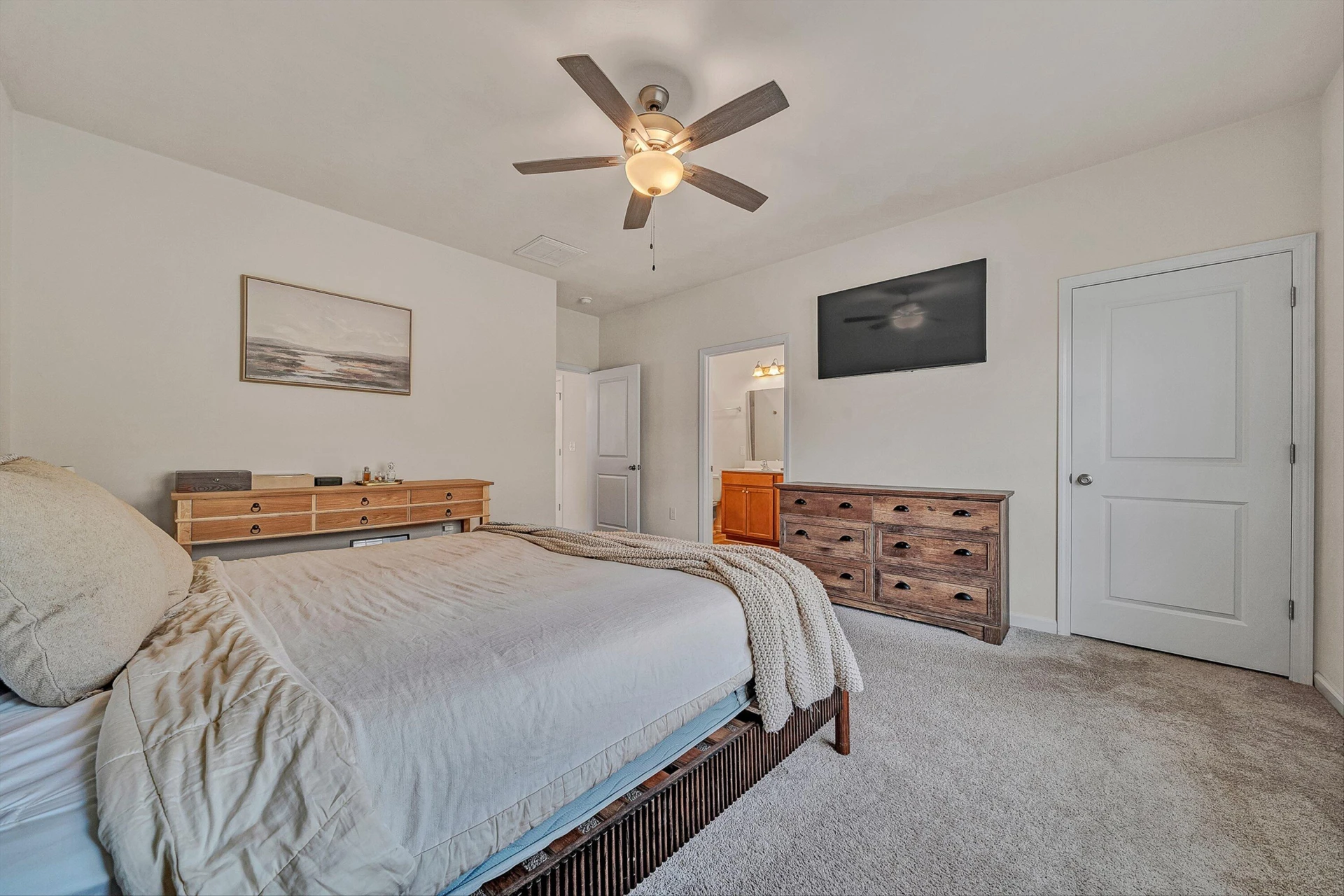 2059 Heys LN - Photo 18