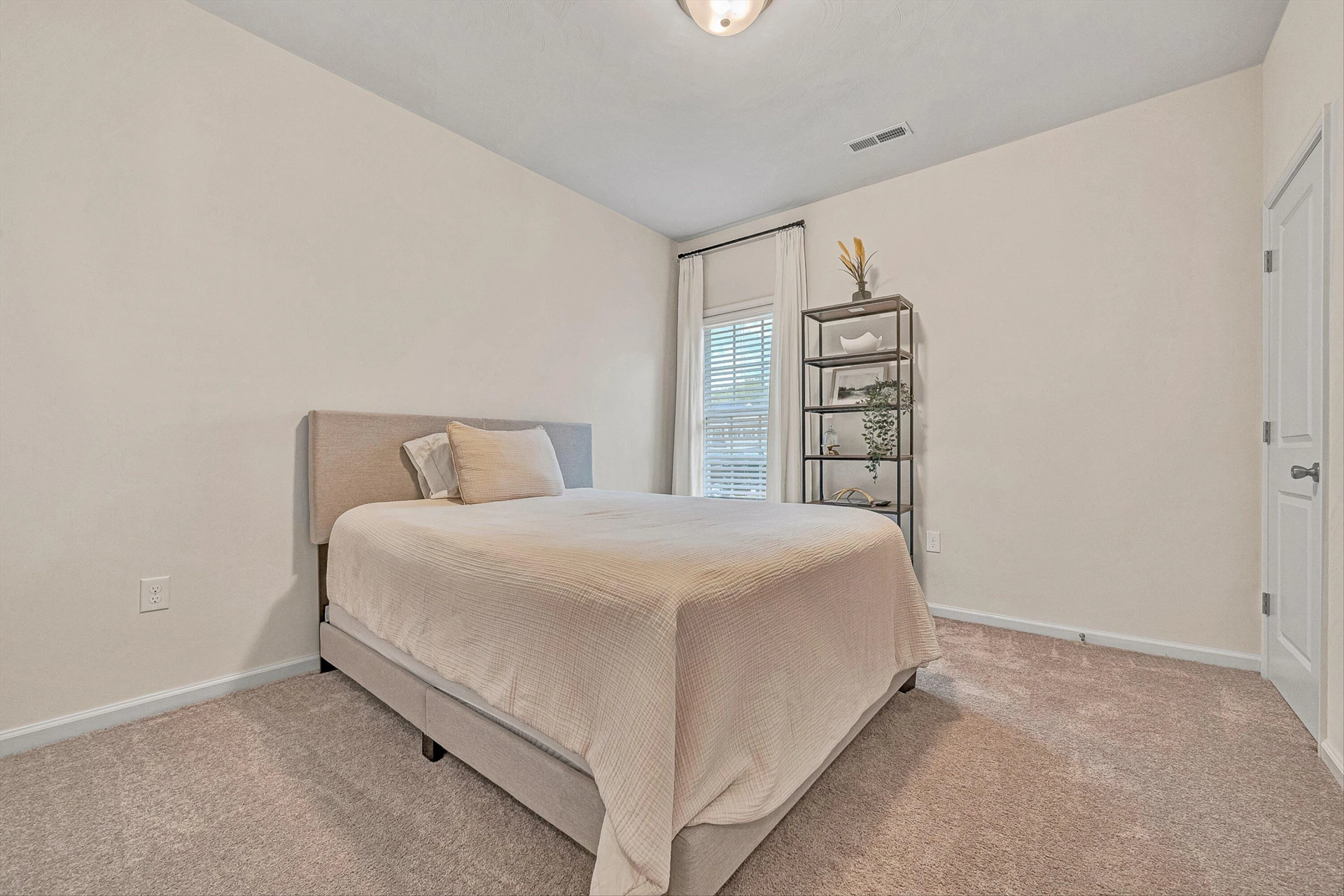 2059 Heys LN - Photo 30