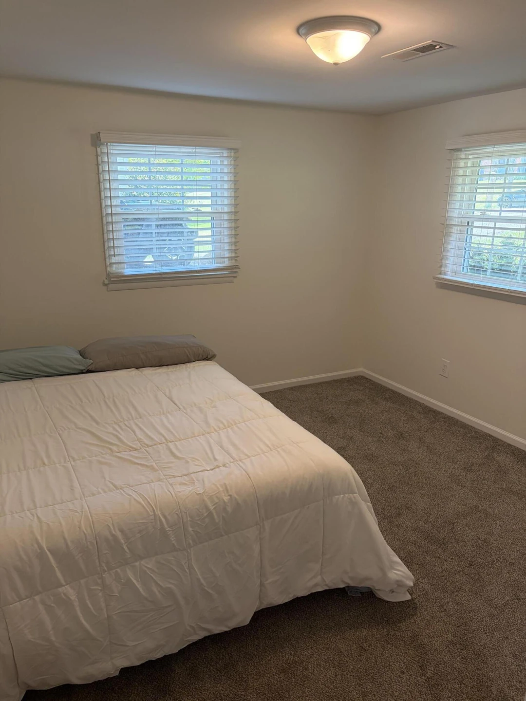 5335 Cave Spring LN - Photo 20