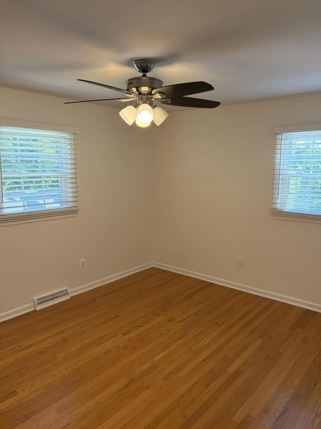 5335 Cave Spring LN - Photo 25