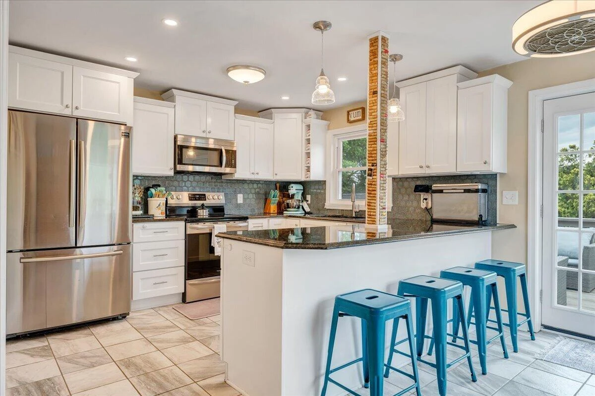 2525 Oregon AVE - Photo 18