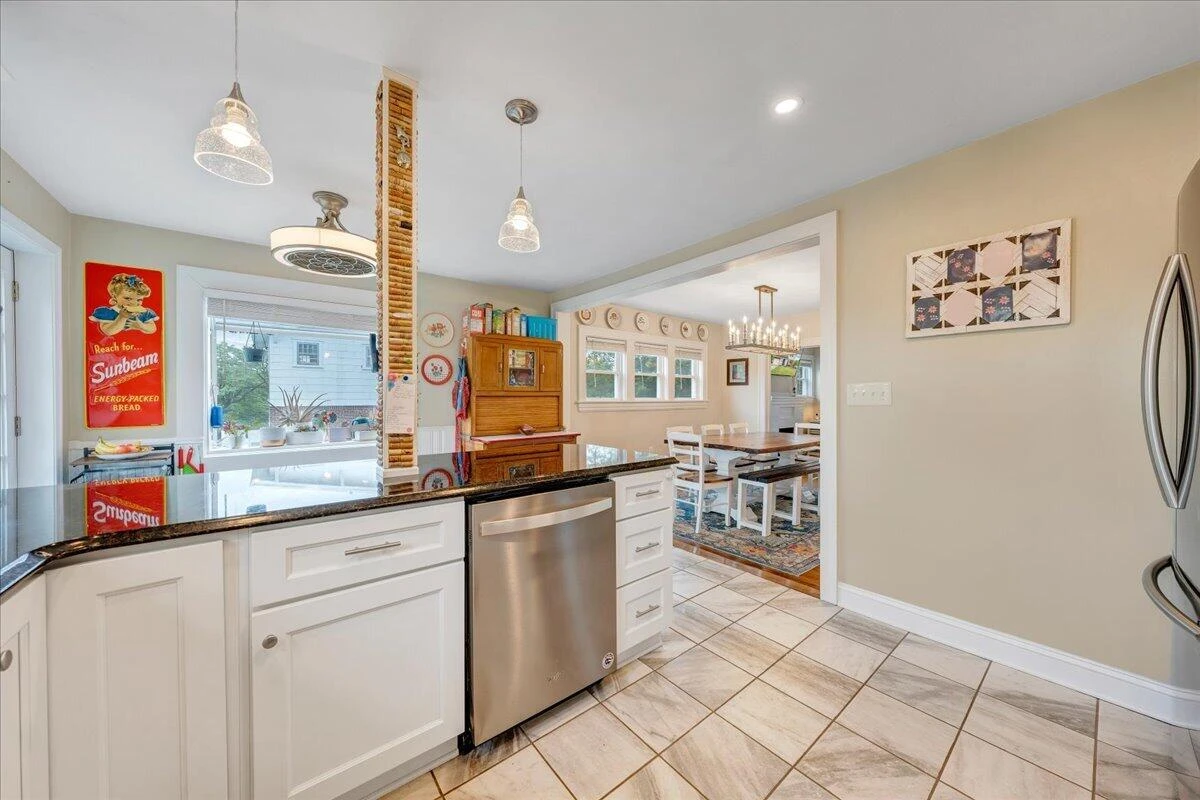 2525 Oregon AVE - Photo 21