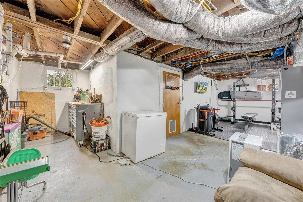 2525 Oregon AVE - Photo 46