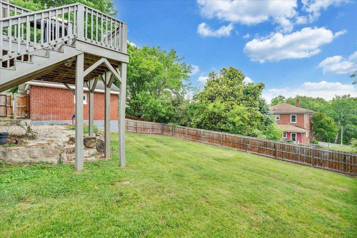 2525 Oregon AVE - Photo 53