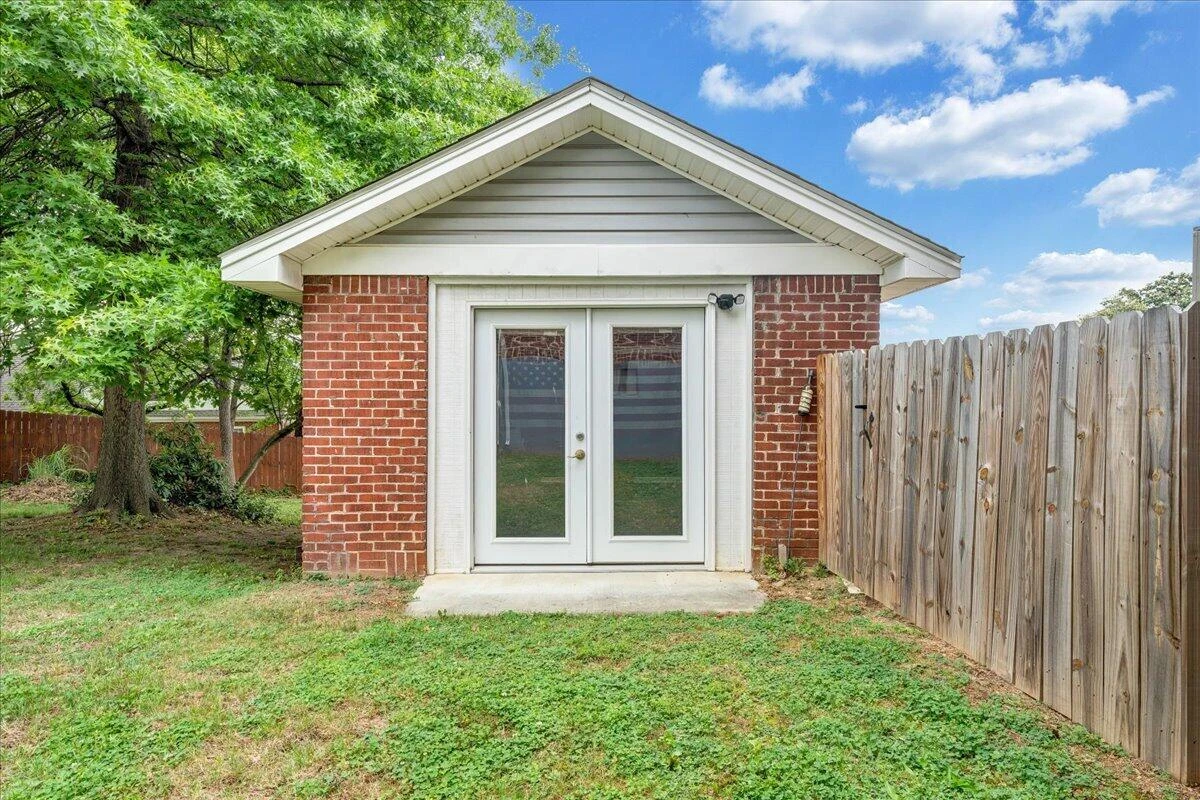 2525 Oregon AVE - Photo 56