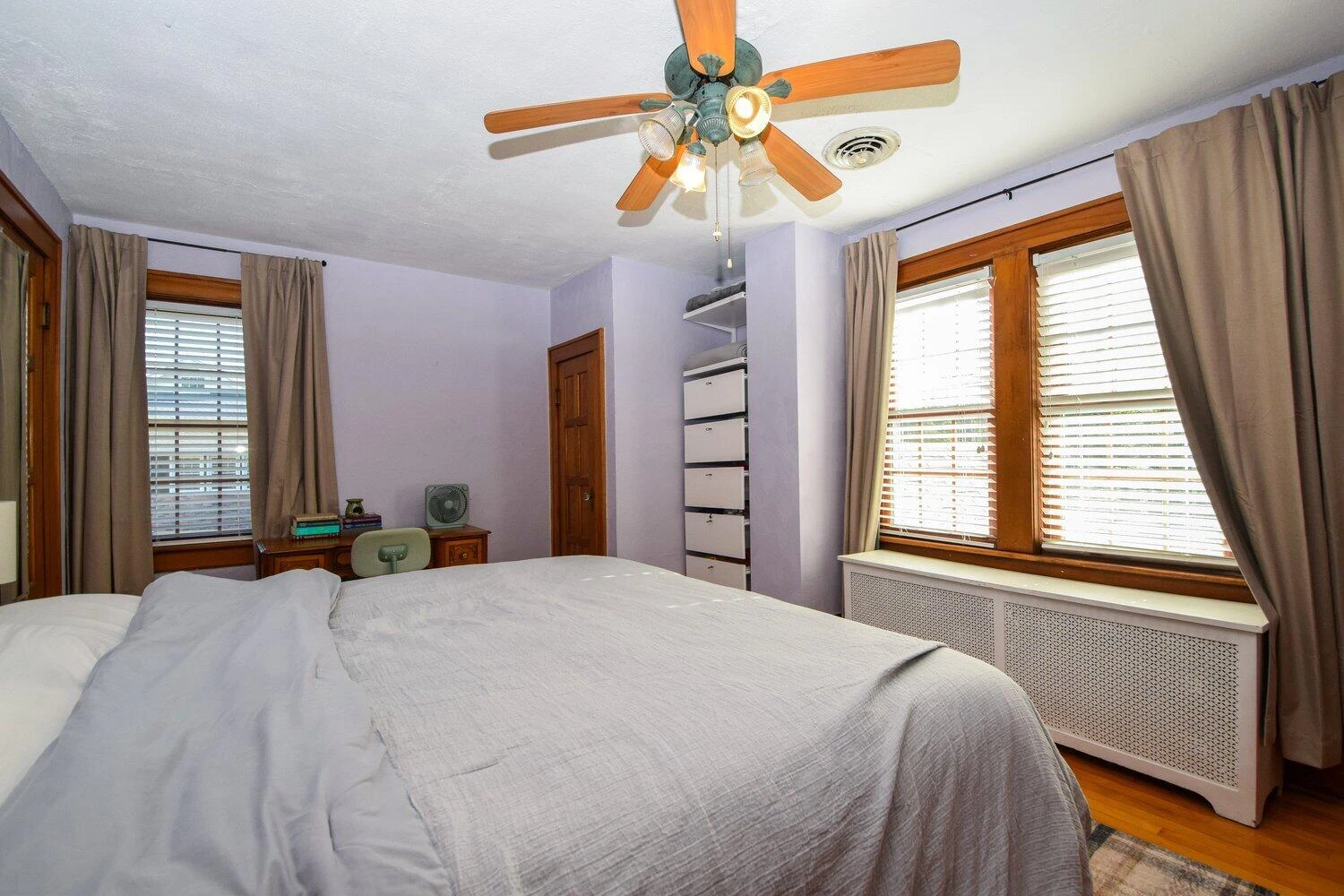 3017 Woodlawn AVE - Photo 19