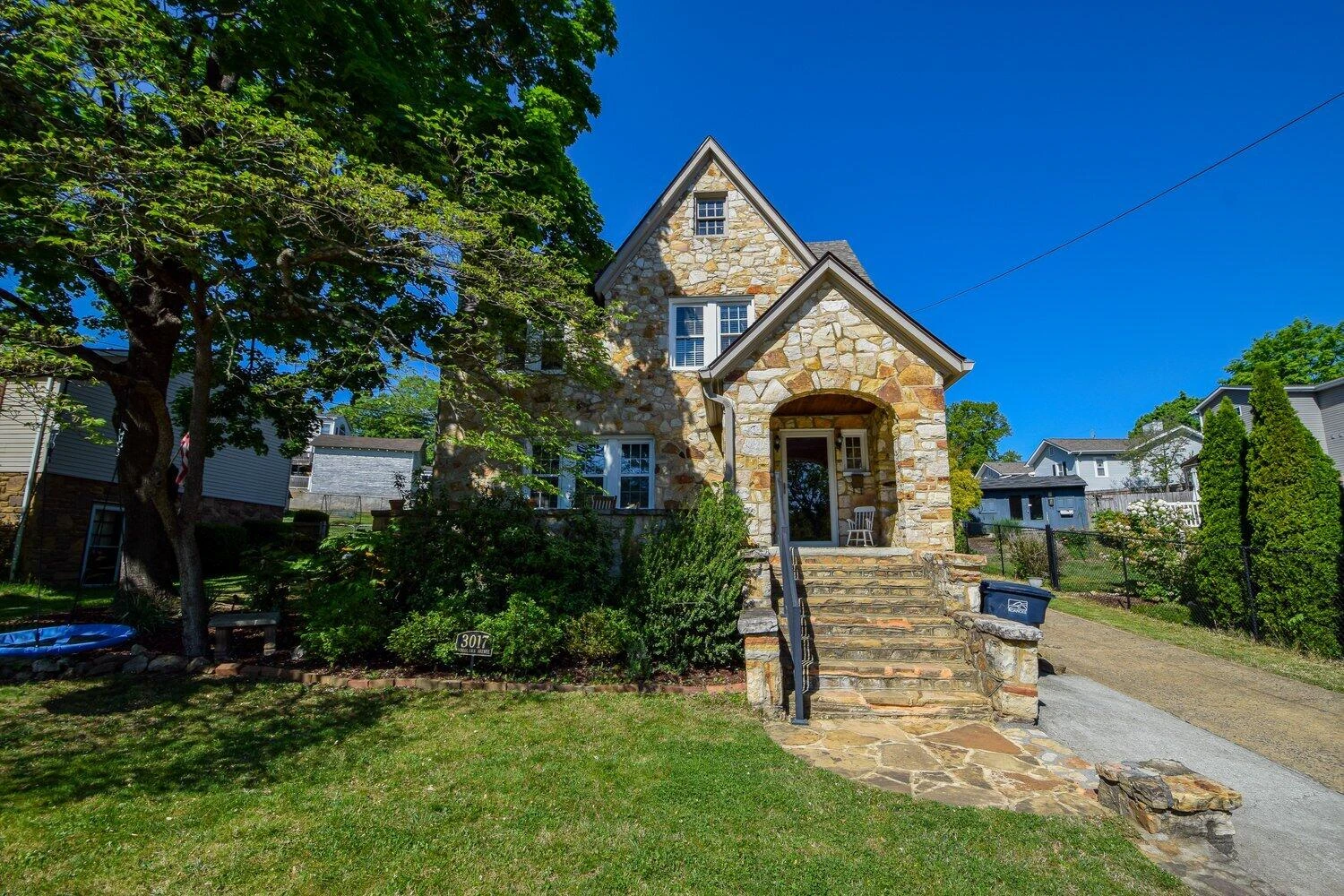 3017 Woodlawn AVE - Photo 25
