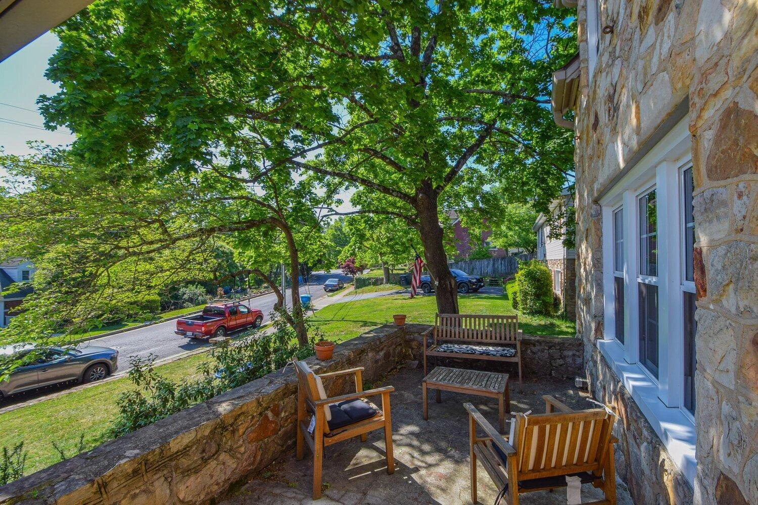 3017 Woodlawn AVE - Photo 27