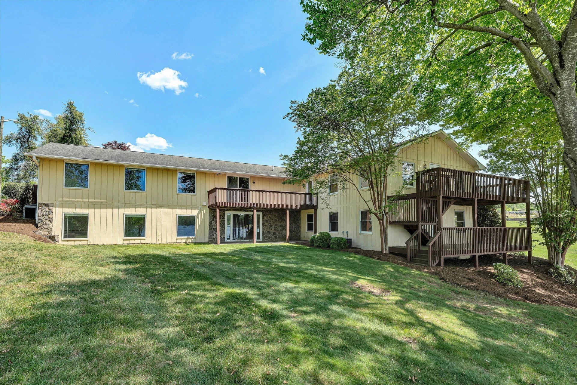16869 Moneta RD - Photo 5