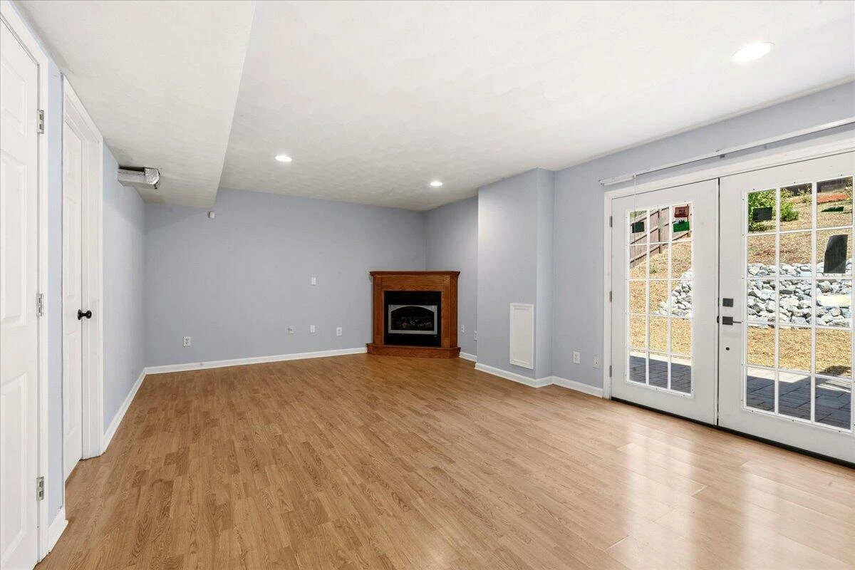 4837 Nelms LN - Photo 27