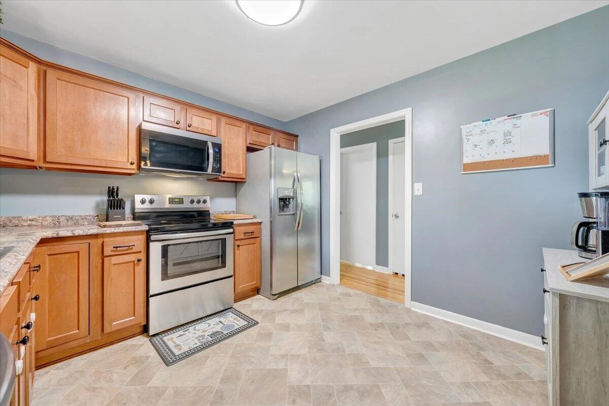 2819 Embassy DR - Photo 19