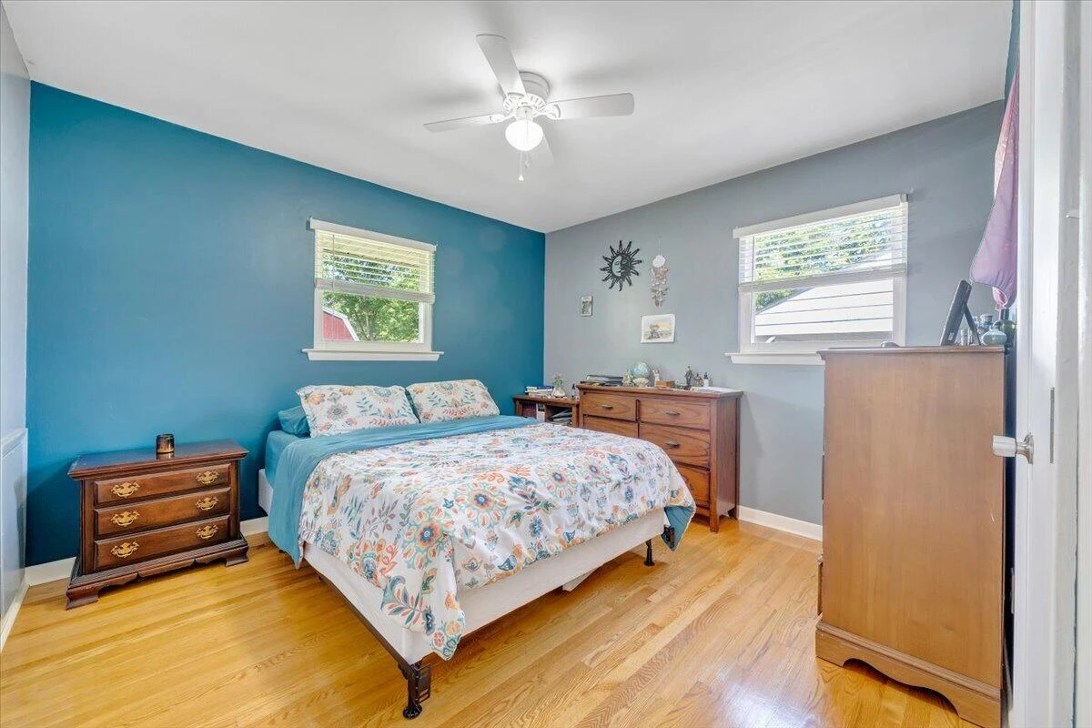 2819 Embassy DR - Photo 21