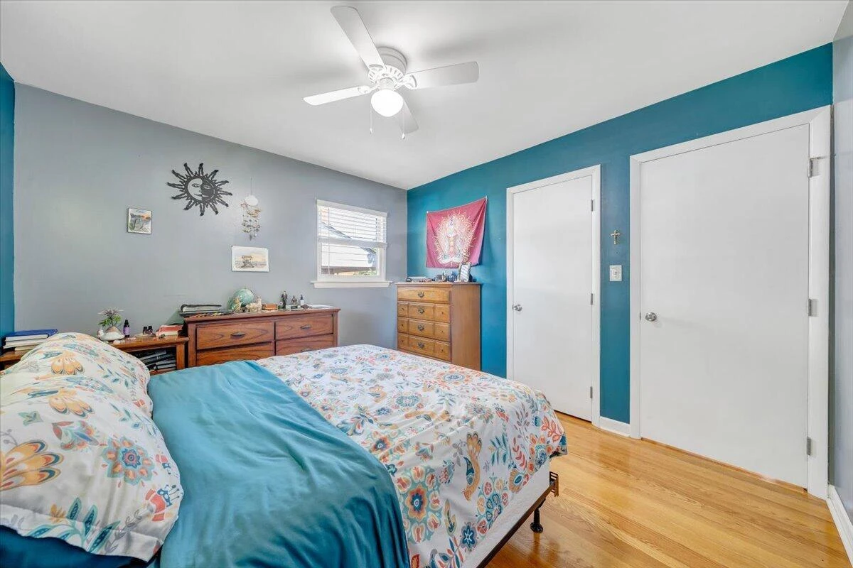2819 Embassy DR - Photo 22