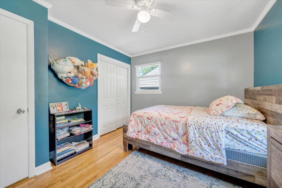 2819 Embassy DR - Photo 24