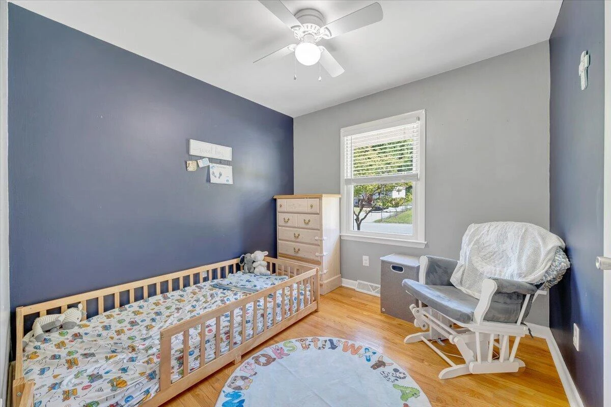 2819 Embassy DR - Photo 25
