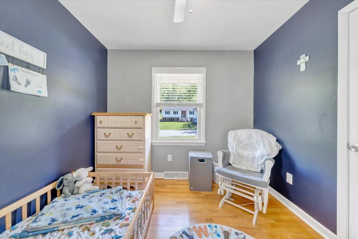 2819 Embassy DR - Photo 26
