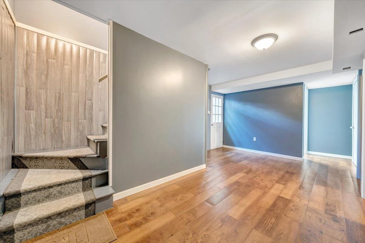 2819 Embassy DR - Photo 32