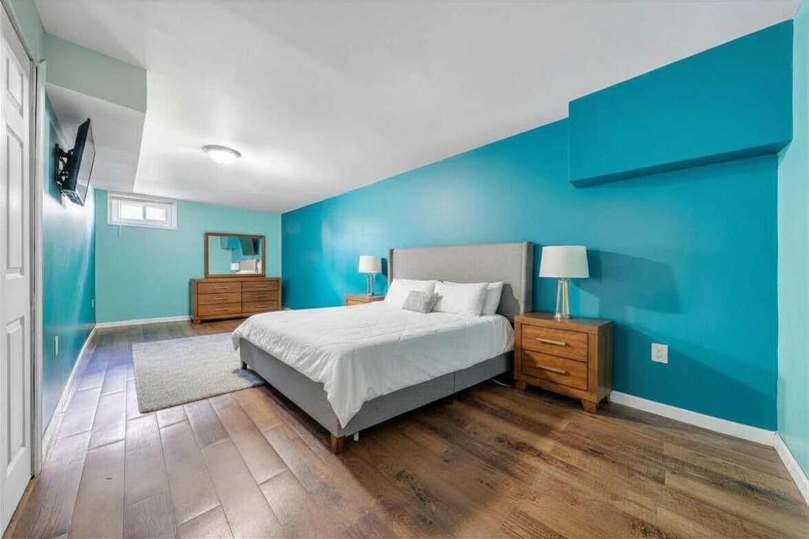 2819 Embassy DR - Photo 34