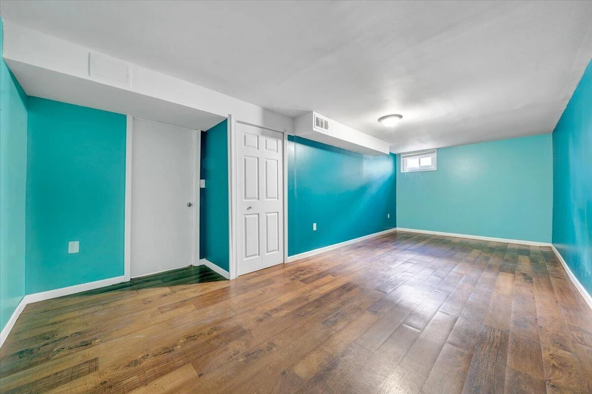 2819 Embassy DR - Photo 39