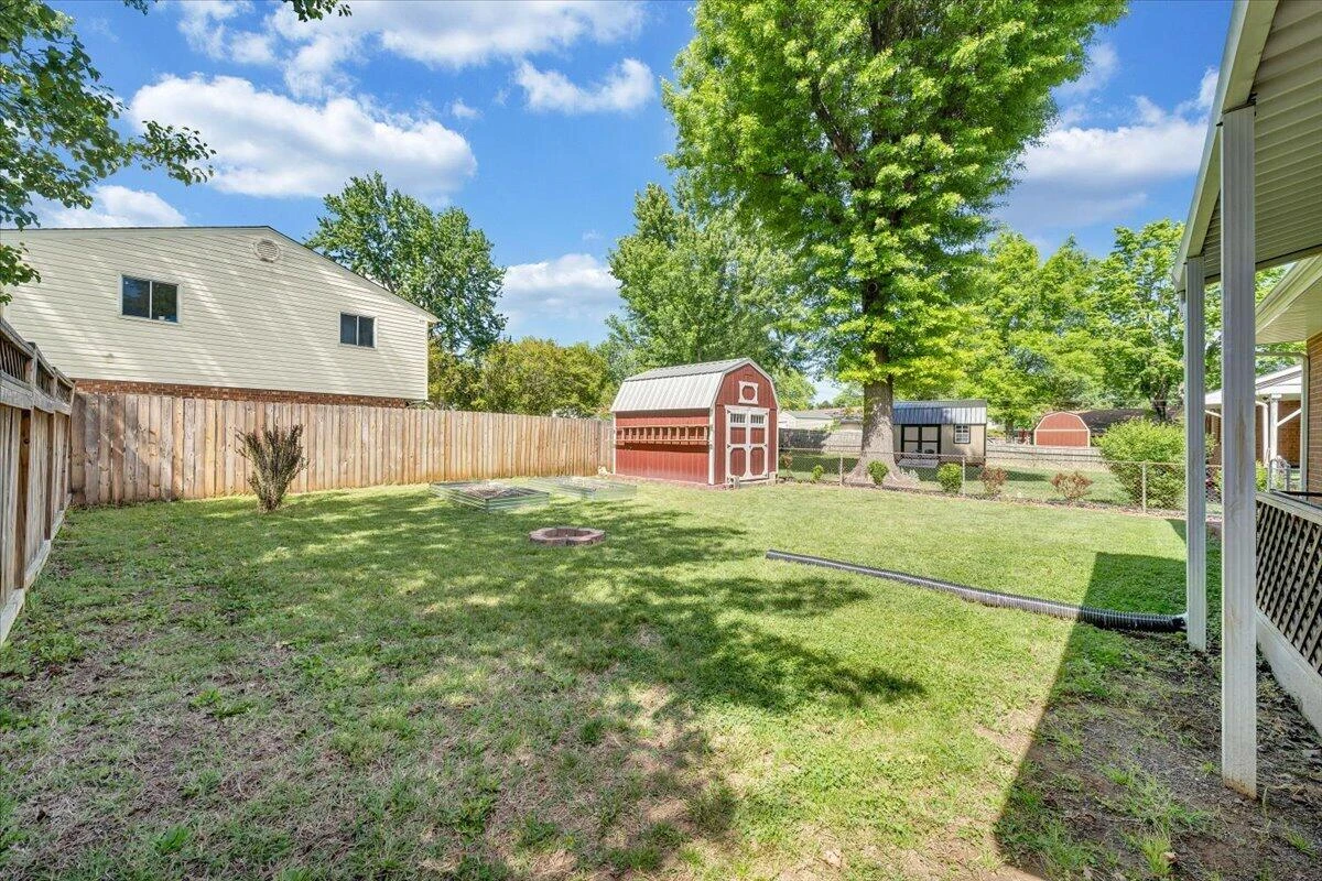 2819 Embassy DR - Photo 43