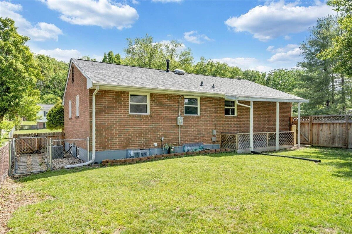 2819 Embassy DR - Photo 49