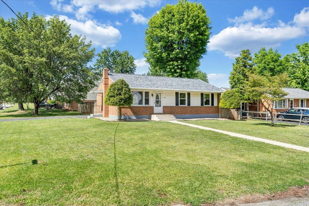 2819 Embassy DR - Photo 57