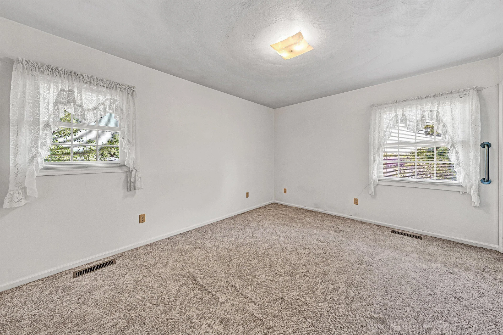 4940 North Lake DR - Photo 20