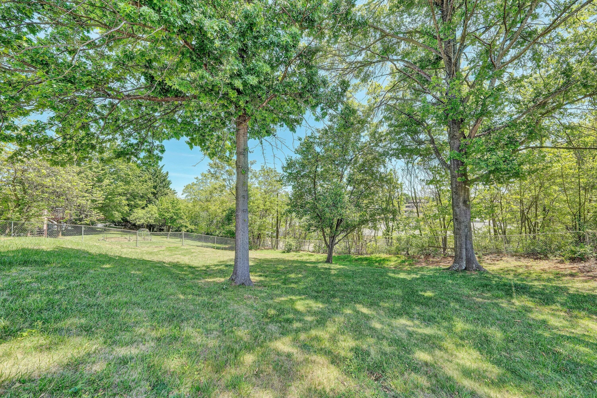 4940 North Lake DR - Photo 37