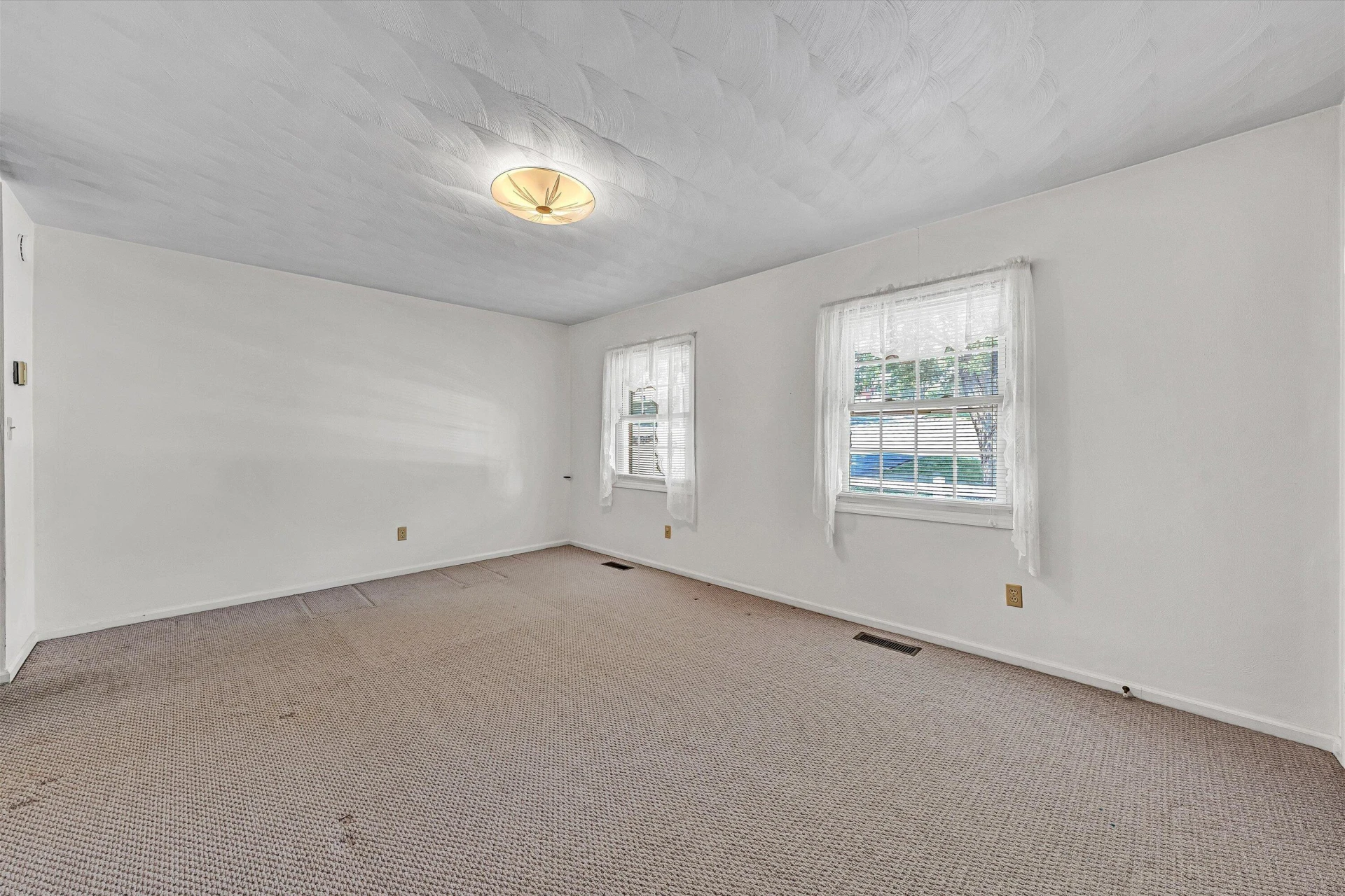 4940 North Lake DR - Photo 8